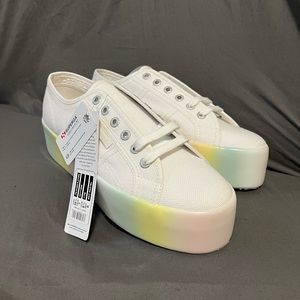 BNIB Superga 2790 Platform Sneakers - Women’s 8.5 (39.5)